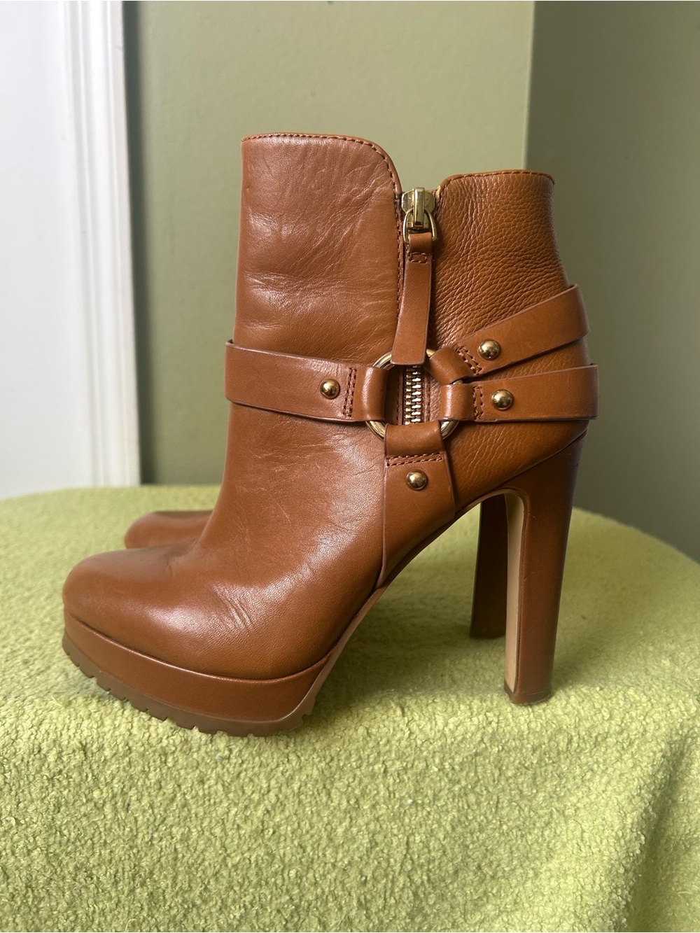 Gianni Bini Women's Tan Leather High-Heel Ankle Boots Sz 6.5